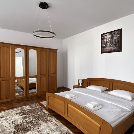Ely'S Place Sibiu Dış mekan fotoğraf